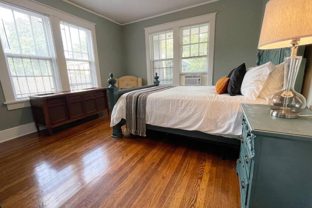 Historic Revival 2Br Midtown Memphis Fast Wifi Free Parking Yes Pets Villa Eksteriør bilde